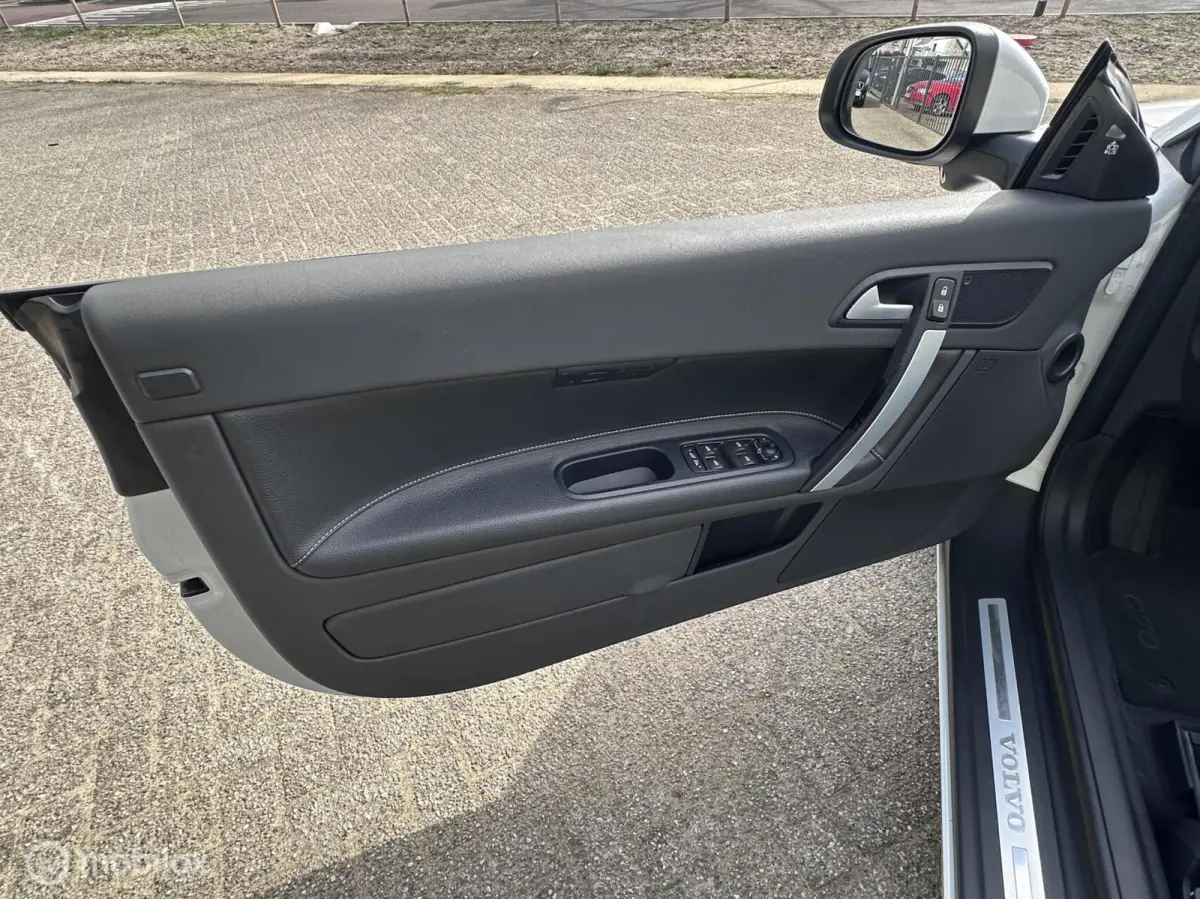 Convertible 2.5 T5 Summum