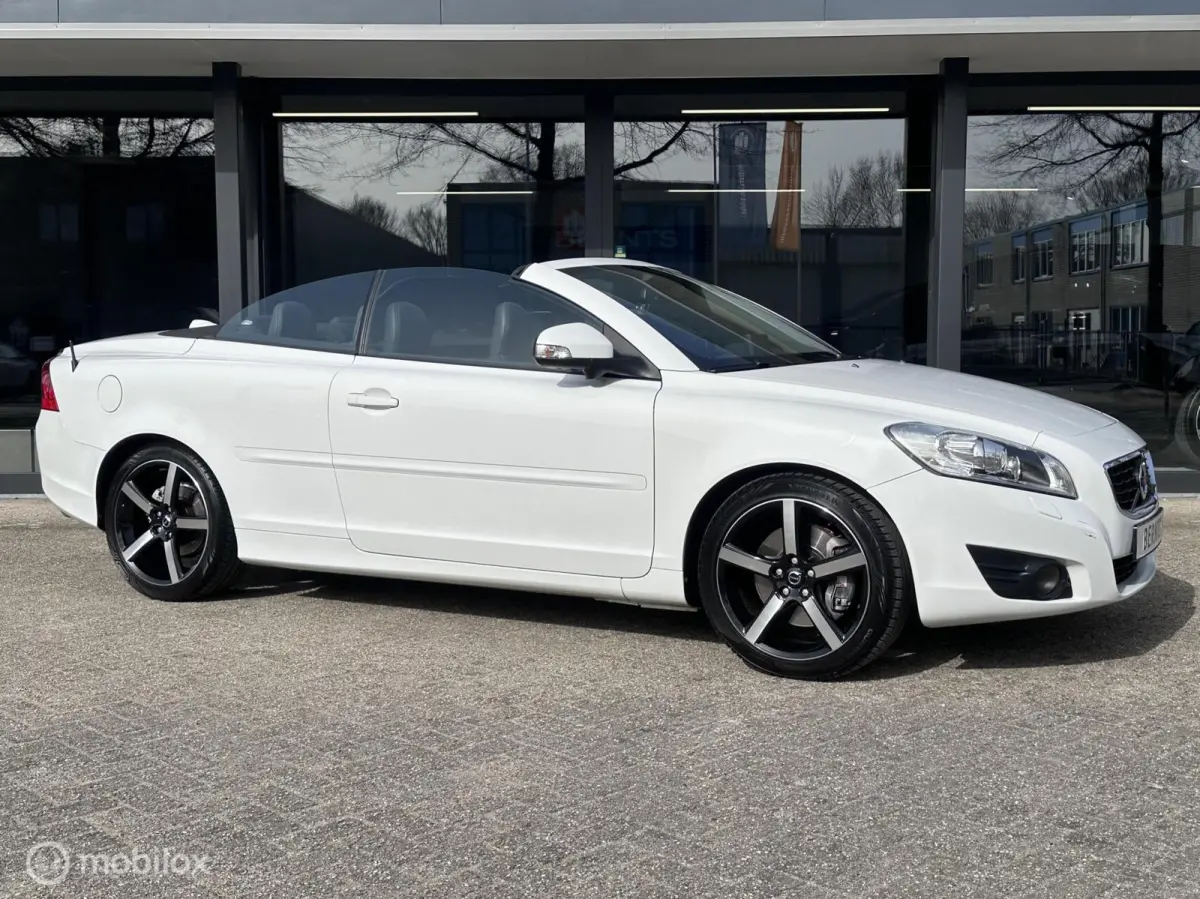 Convertible 2.5 T5 Summum
