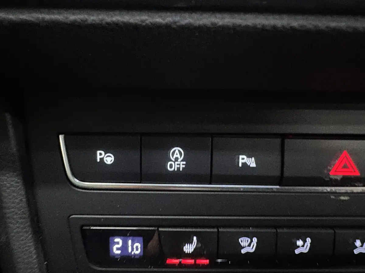 1.5 TSI Style Aut. DSG-7 Airco ECC Carplay Navi Winterpack Cruise Control Fill LED Ambiente verlichting Dinamica Pack Keyless Pack