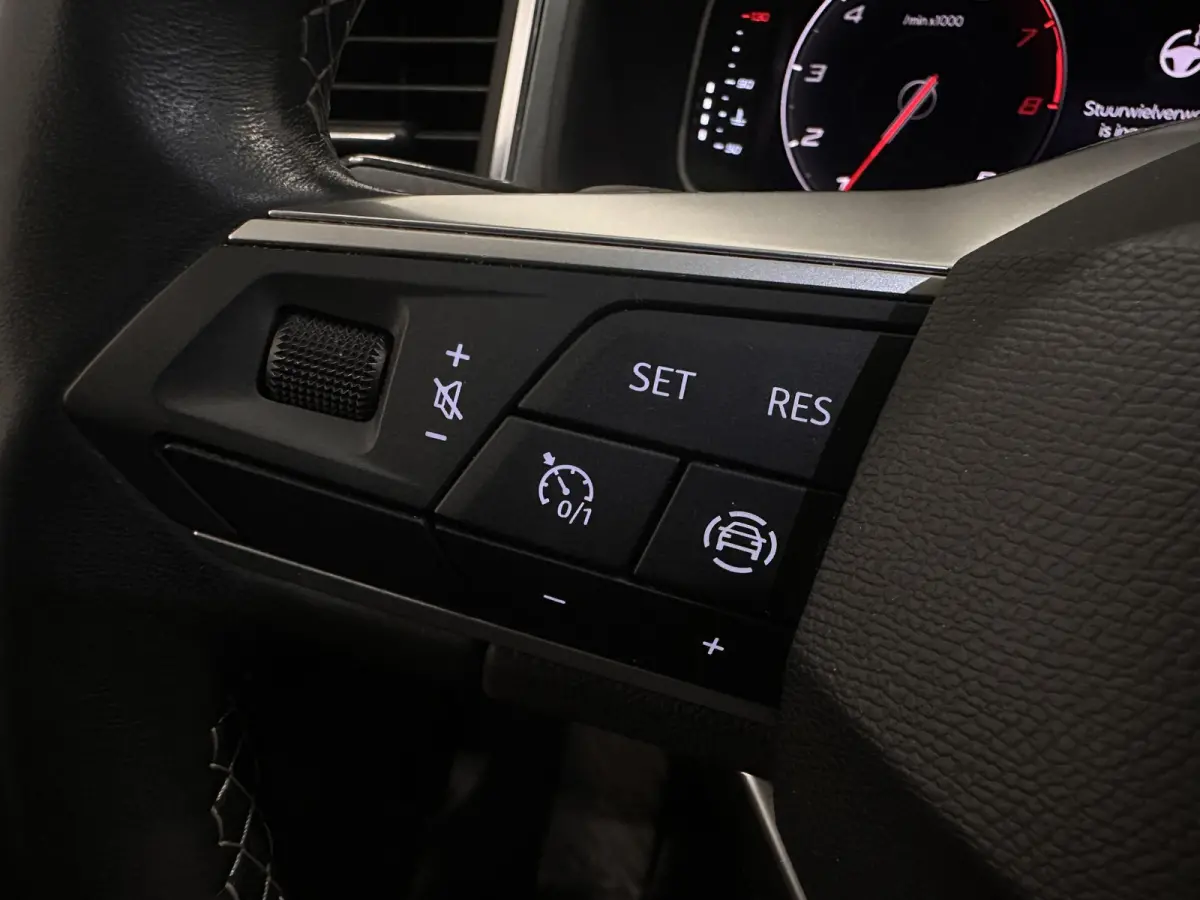 1.5 TSI Style Aut. DSG-7 Airco ECC Carplay Navi Winterpack Cruise Control Fill LED Ambiente verlichting Dinamica Pack Keyless Pack