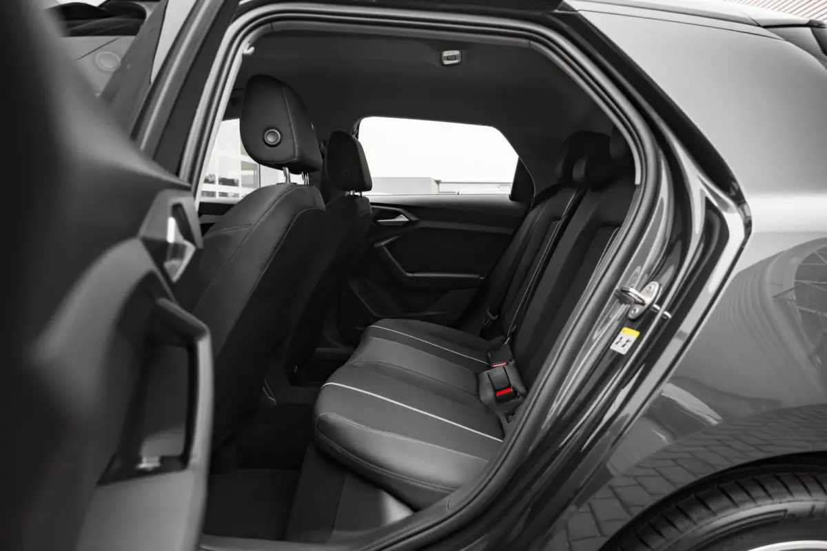 Advanced edition | Airconditioning 2-zone | Audi smartphone interface | Audi virtual cockpit