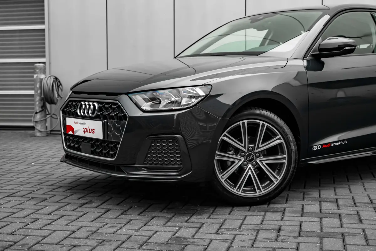 Advanced edition | Airconditioning 2-zone | Audi smartphone interface | Audi virtual cockpit
