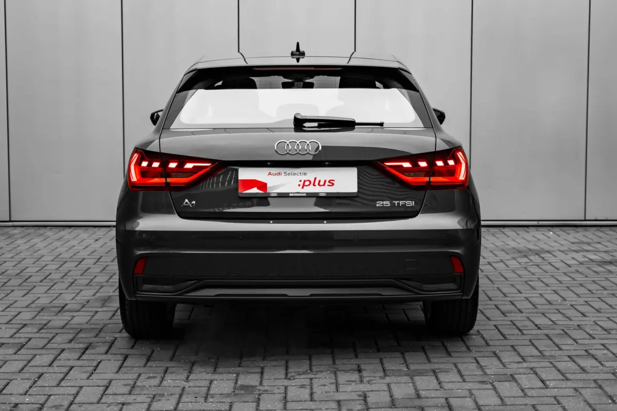 Advanced edition | Airconditioning 2-zone | Audi smartphone interface | Audi virtual cockpit