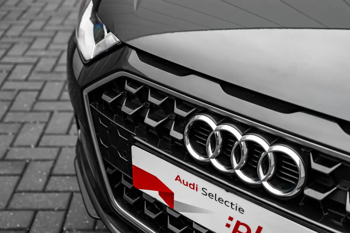 Advanced edition | Airconditioning 2-zone | Audi smartphone interface | Audi virtual cockpit