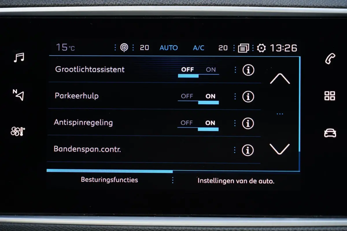 1.2 PureTech Blue Lease Active, NL, CarPlay, cruise