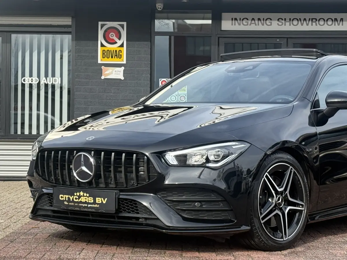 200 AMG-LINE automaat panodak navi camera climate ctr cruise ctr keyless matrix lmv 18 inch sound dealer onderhouden