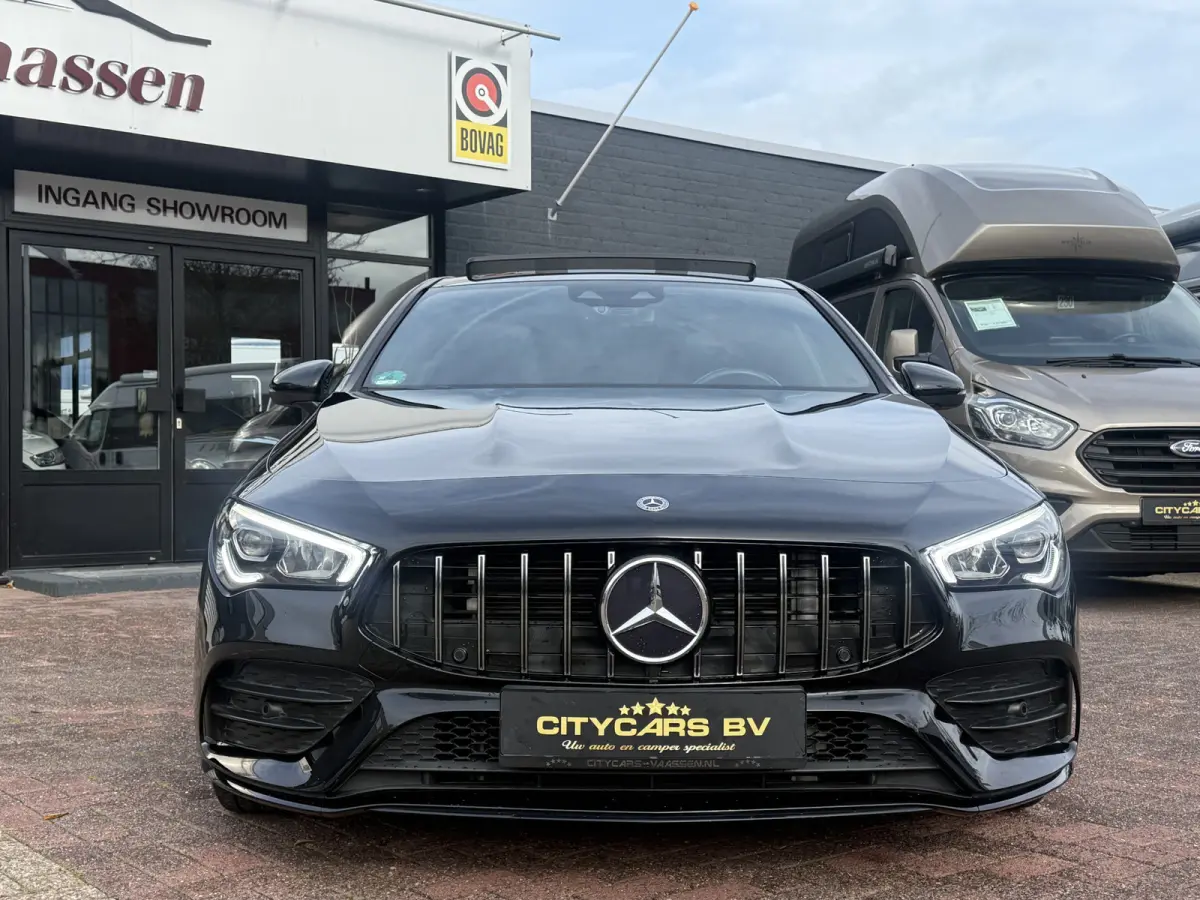 200 AMG-LINE automaat panodak navi camera climate ctr cruise ctr keyless matrix lmv 18 inch sound dealer onderhouden