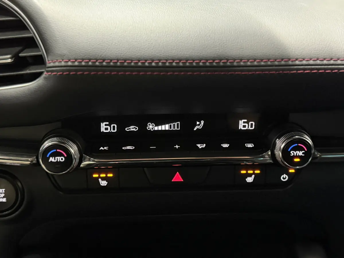 2.0 e-Hybrid 150 Homura Aut. | HUD | Trekhaak | ACC | 18" | Camera