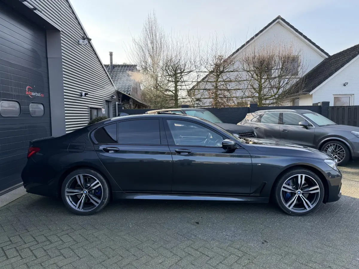 750i xDrive High Executive M-Sport | Panoramadak | 360* Camera | Bowers & Wilkins | Massage | Head-Up |