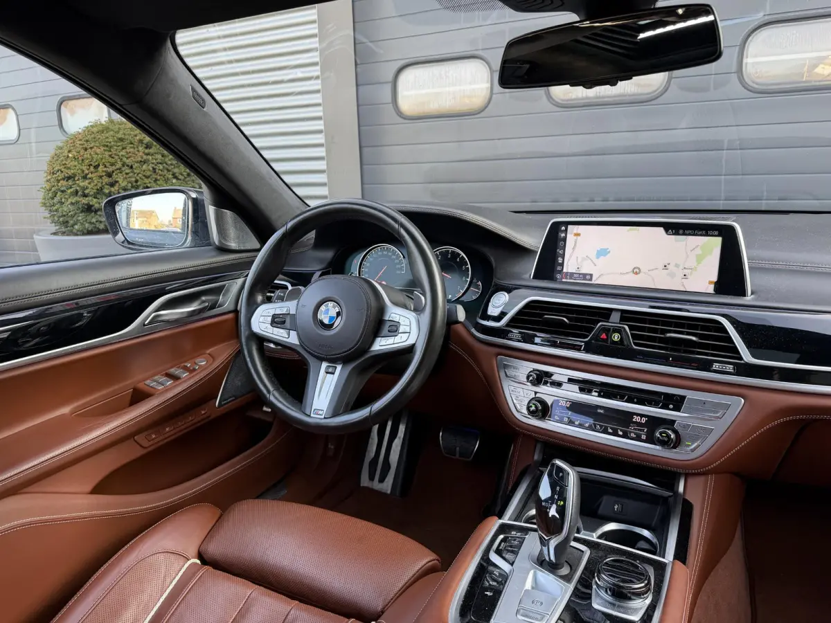 750i xDrive High Executive M-Sport | Panoramadak | 360* Camera | Bowers & Wilkins | Massage | Head-Up |