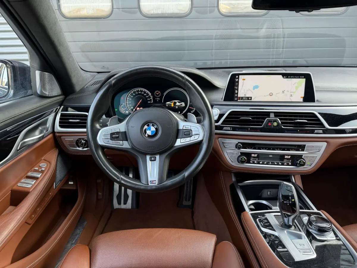 750i xDrive High Executive M-Sport | Panoramadak | 360* Camera | Bowers & Wilkins | Massage | Head-Up |