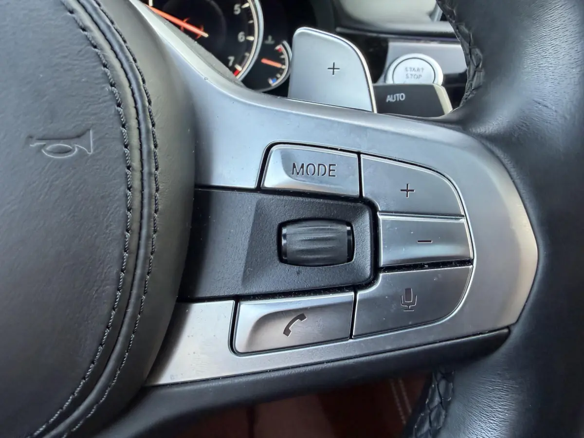 750i xDrive High Executive M-Sport | Panoramadak | 360* Camera | Bowers & Wilkins | Massage | Head-Up |