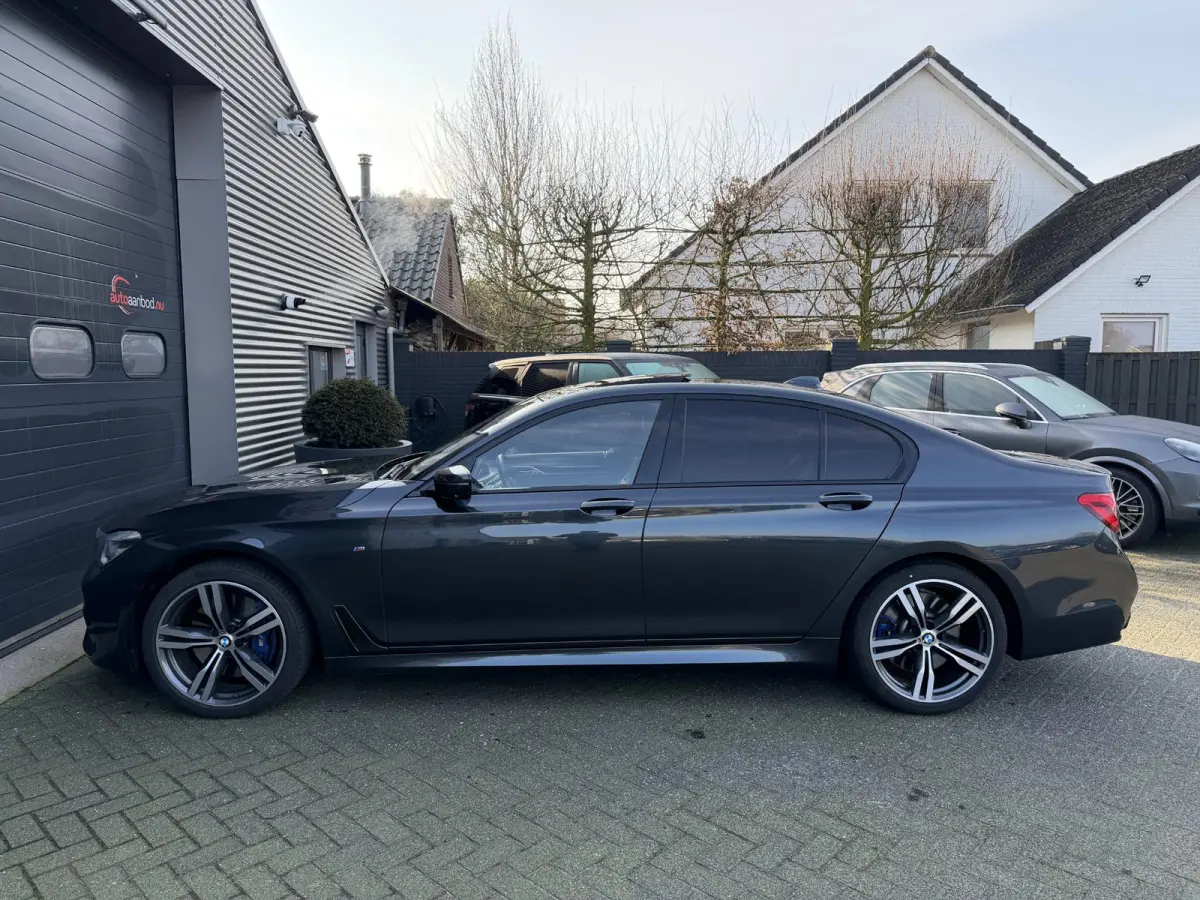 750i xDrive High Executive M-Sport | Panoramadak | 360* Camera | Bowers & Wilkins | Massage | Head-Up |