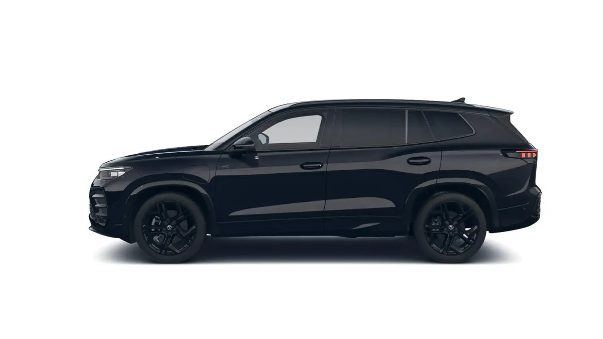 1.5 eHybrid R-Line Edition | 204pk | Trekhaak inklapbaar | Panoramaschuif-kanteldak | Black Style Pakket | adaptieve cruise control | climatronic (automatische airco) |