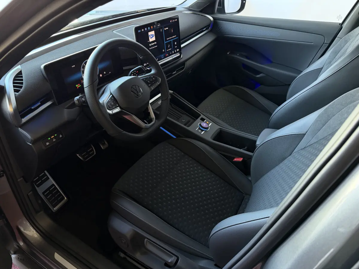 1.5 eTsi 150PK R-LINE EDITION VW.TREKHAAK IQ LED/GRIL/LOGO STOEL/STUUR.VERW 2026 ✅Top Auto's Wijchen , 30 Jaar Specialist in Volkswagen  : Alle Type's : R-Line Edition / Style / First Edit