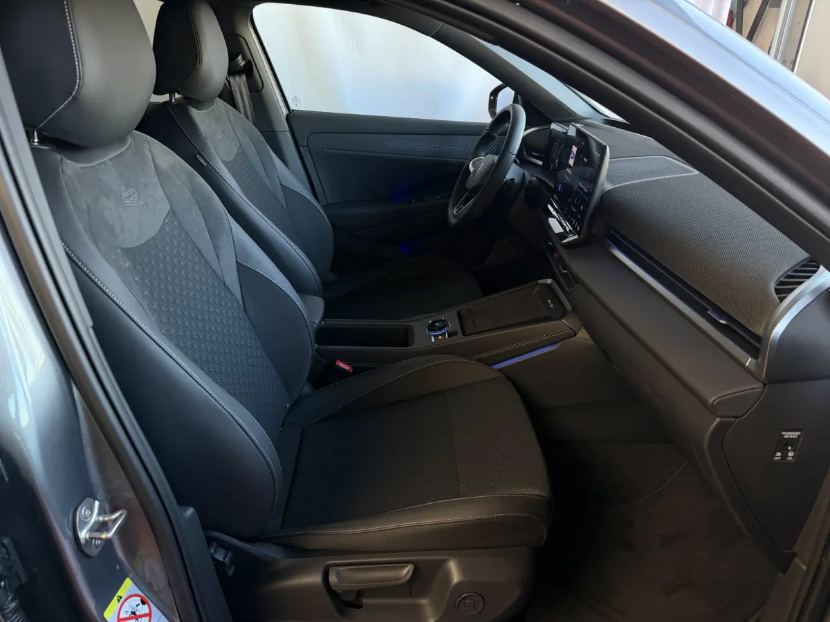 1.5 eTsi 150PK R-LINE EDITION VW.TREKHAAK IQ LED/GRIL/LOGO STOEL/STUUR.VERW 2026 ✅Top Auto's Wijchen , 30 Jaar Specialist in Volkswagen  : Alle Type's : R-Line Edition / Style / First Edit