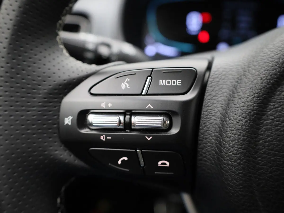 1.0 T-GDi MHEV GT-Line | Navigatie | Camera | Trekhaak | Stoel+Stuur Verwarming | Parkeersensoren | Bluetooth