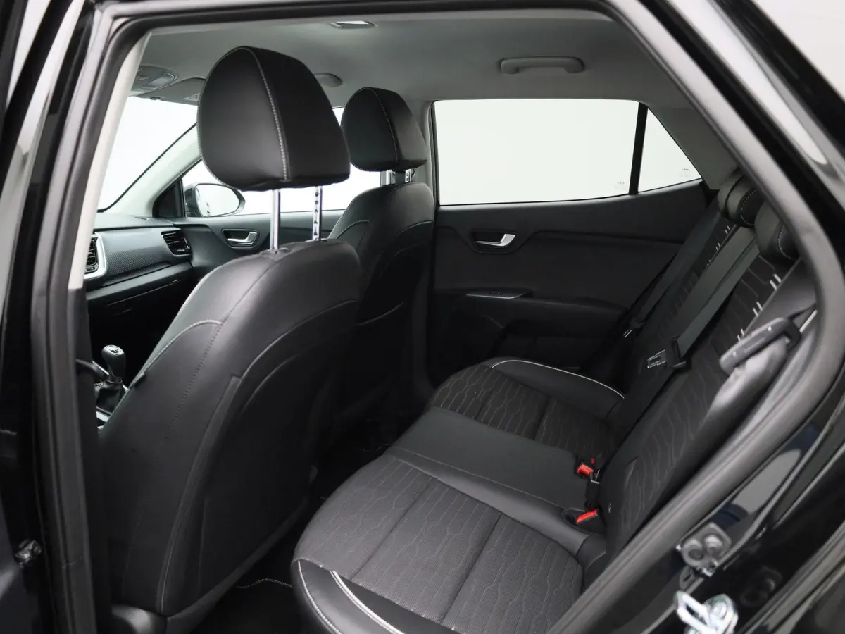 1.0 T-GDi MHEV GT-Line | Navigatie | Camera | Trekhaak | Stoel+Stuur Verwarming | Parkeersensoren | Bluetooth