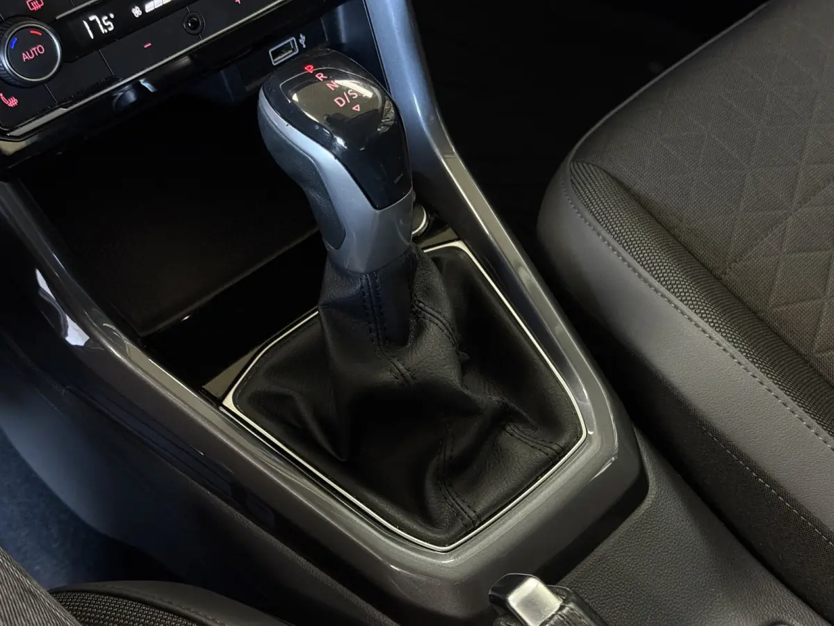 1.0 TSI 115pk DSG Style | Navigatie | Dode hoek | Stoelverwarming | PDC V+A | 100% Volkswagen Onderhouden!