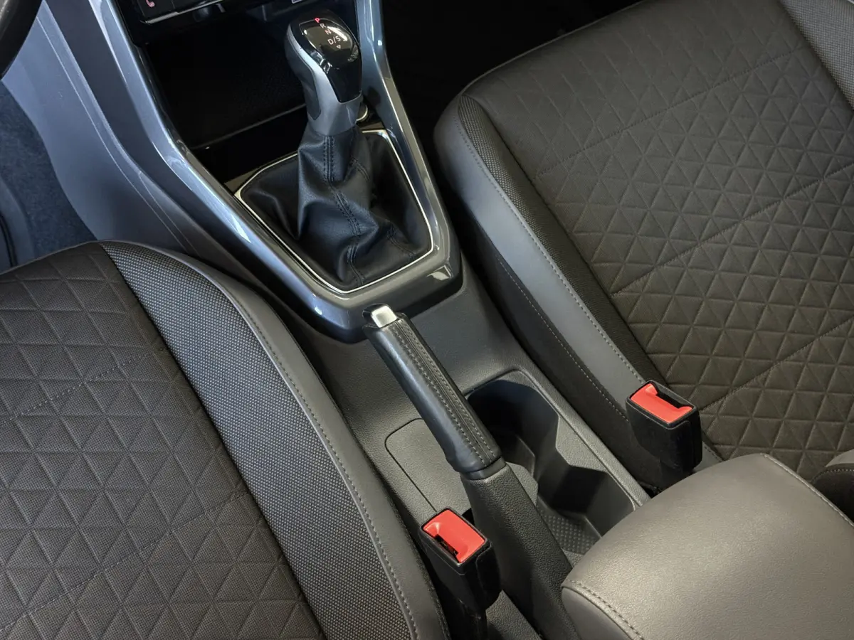 1.0 TSI 115pk DSG Style | Navigatie | Dode hoek | Stoelverwarming | PDC V+A | 100% Volkswagen Onderhouden!