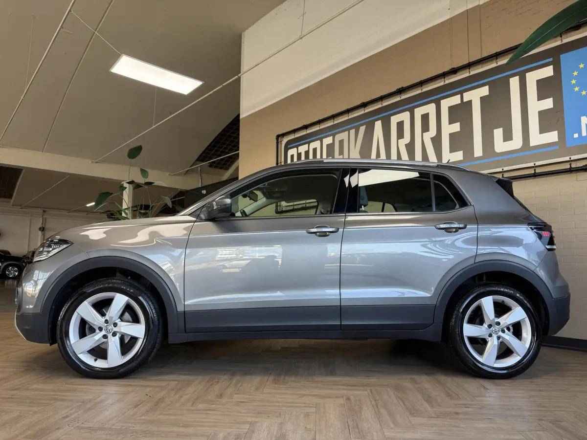 1.0 TSI 115pk DSG Style | Navigatie | Dode hoek | Stoelverwarming | PDC V+A | 100% Volkswagen Onderhouden!