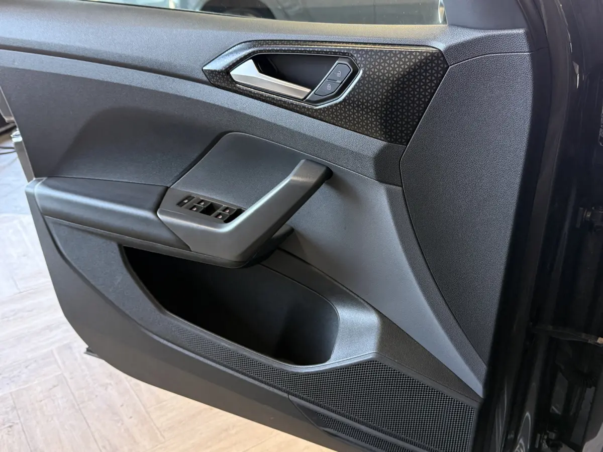 1.0 TSI 115pk DSG Style | Navigatie | Dode hoek | Stoelverwarming | PDC V+A | 100% Volkswagen Onderhouden!
