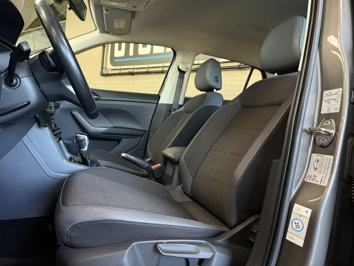 1.0 TSI 115pk DSG Style | Navigatie | Dode hoek | Stoelverwarming | PDC V+A | 100% Volkswagen Onderhouden!