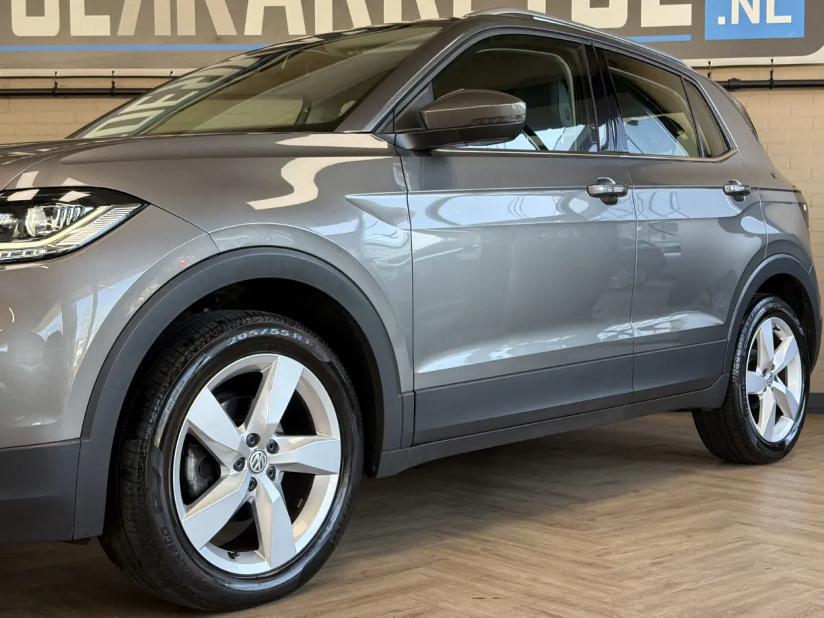 1.0 TSI 115pk DSG Style | Navigatie | Dode hoek | Stoelverwarming | PDC V+A | 100% Volkswagen Onderhouden!