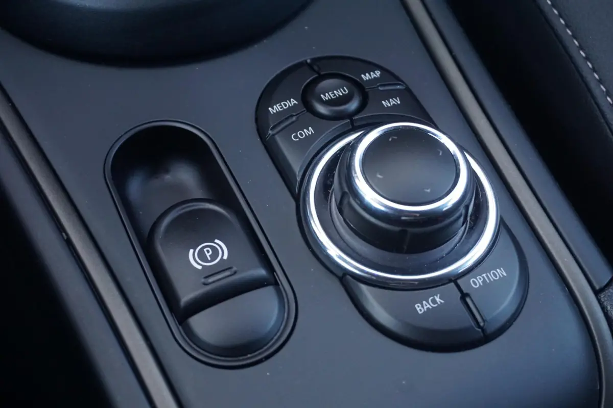 SE ALL4 Classic | Comfort Acces | Memorystoelen | Stoelverwarming | Parkeersensoren Achter | Led-Koplampen | Apple Carplay
