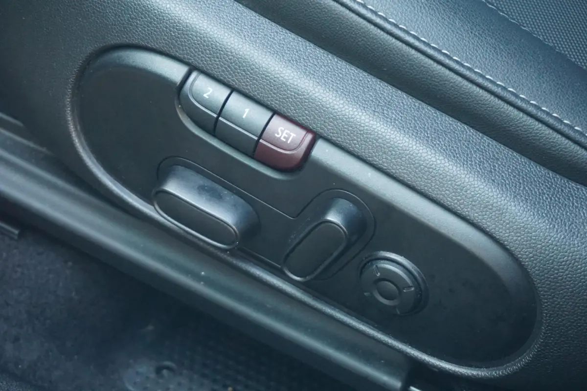 SE ALL4 Classic | Comfort Acces | Memorystoelen | Stoelverwarming | Parkeersensoren Achter | Led-Koplampen | Apple Carplay