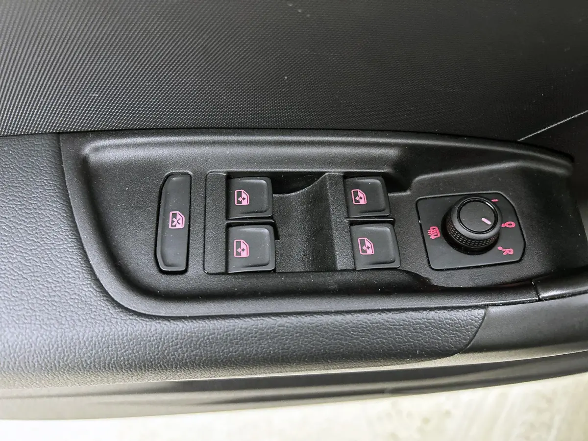 30 TFSI Advanced edition 116 PK l Cruise control l Climate Control  l Stoelverwarming l Apple Carplay / Android Auto l Audi virtual cockpit l Lichtmetalen wielen