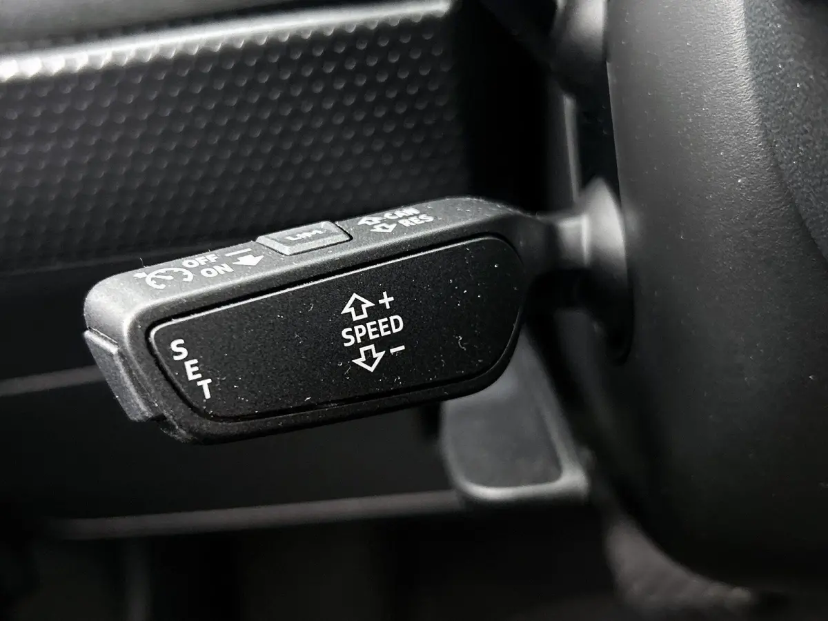 30 TFSI Advanced edition 116 PK l Cruise control l Climate Control  l Stoelverwarming l Apple Carplay / Android Auto l Audi virtual cockpit l Lichtmetalen wielen