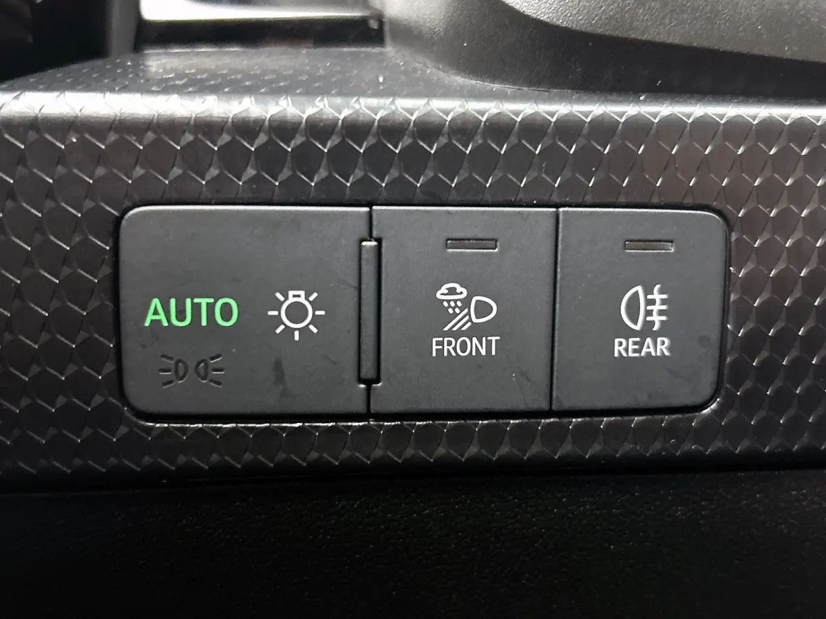 30 TFSI Advanced edition 116 PK l Cruise control l Climate Control  l Stoelverwarming l Apple Carplay / Android Auto l Audi virtual cockpit l Lichtmetalen wielen