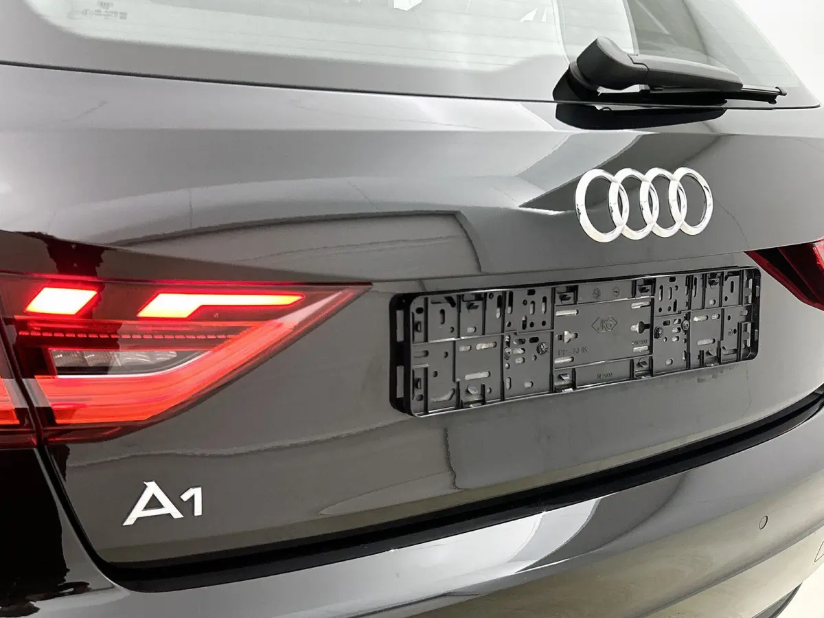 30 TFSI Advanced edition 116 PK l Cruise control l Climate Control  l Stoelverwarming l Apple Carplay / Android Auto l Audi virtual cockpit l Lichtmetalen wielen