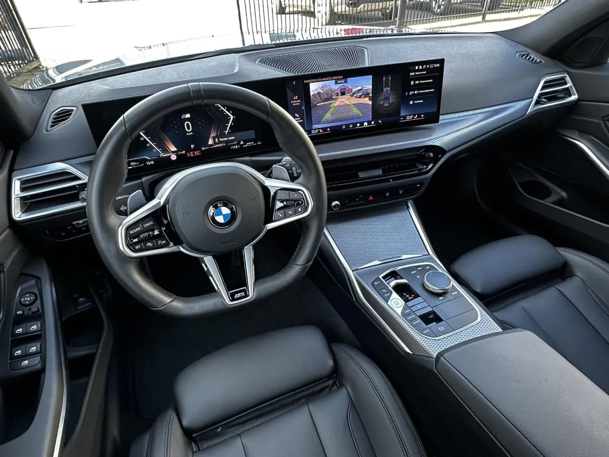 330i xDrive M-Sport Leder|AdaptiefCruise|HiFi