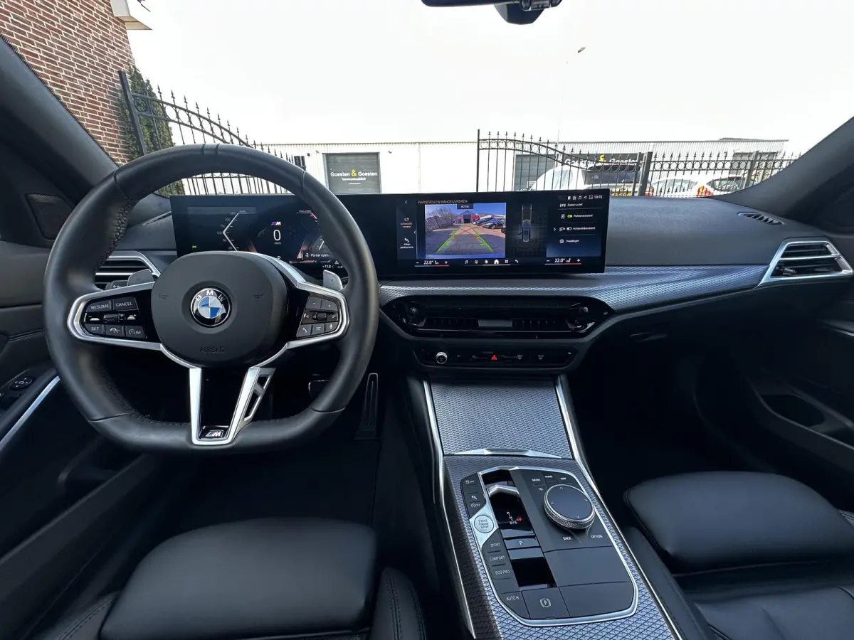 330i xDrive M-Sport Leder|AdaptiefCruise|HiFi