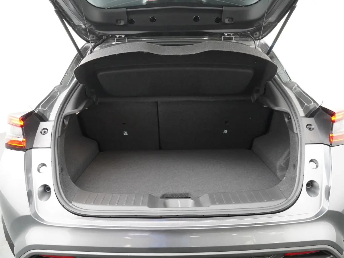 1.6 Hybrid Tekna | €6.000 Voorraadkorting | Lederen Bekl. | BOSE Audio | Stoel-, Stuur- & Voorruitverw. |
