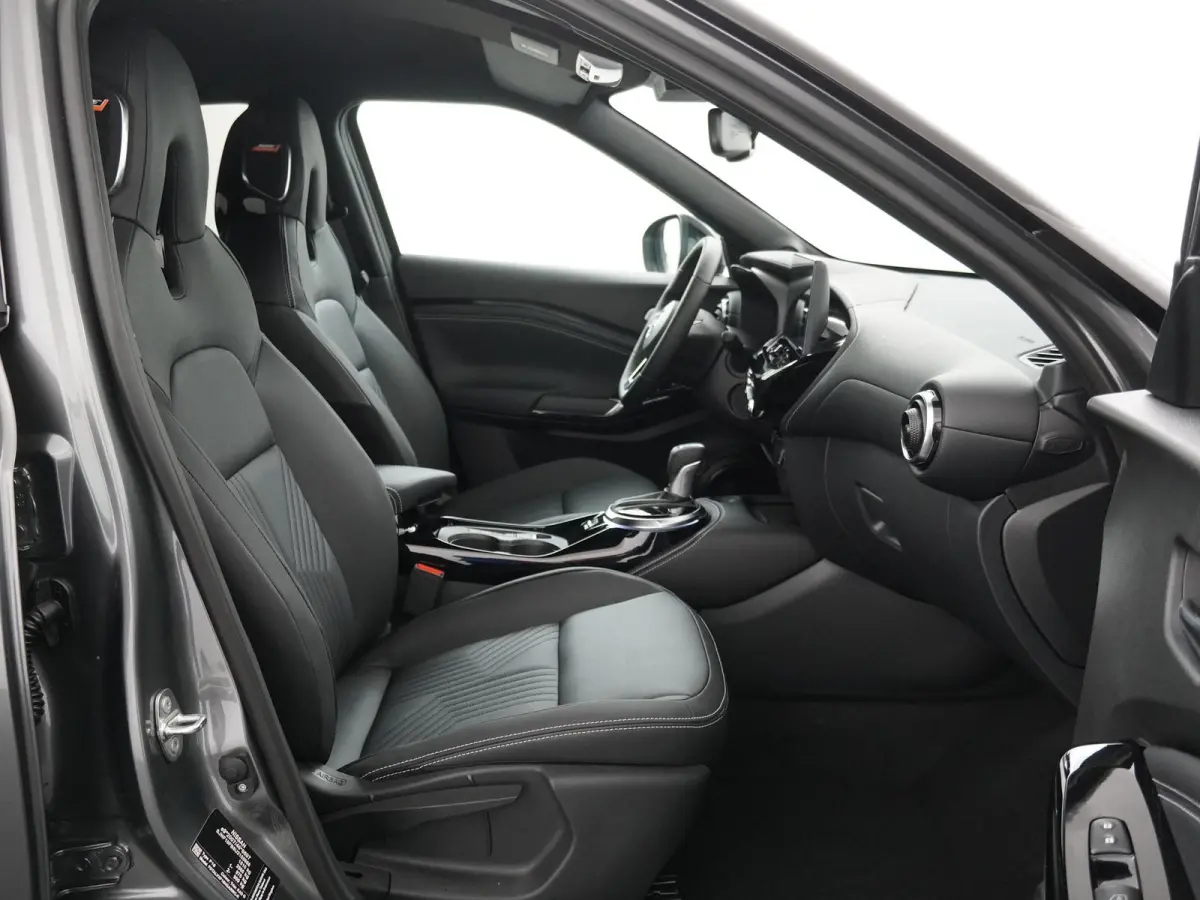 1.6 Hybrid Tekna | €6.000 Voorraadkorting | Lederen Bekl. | BOSE Audio | Stoel-, Stuur- & Voorruitverw. |
