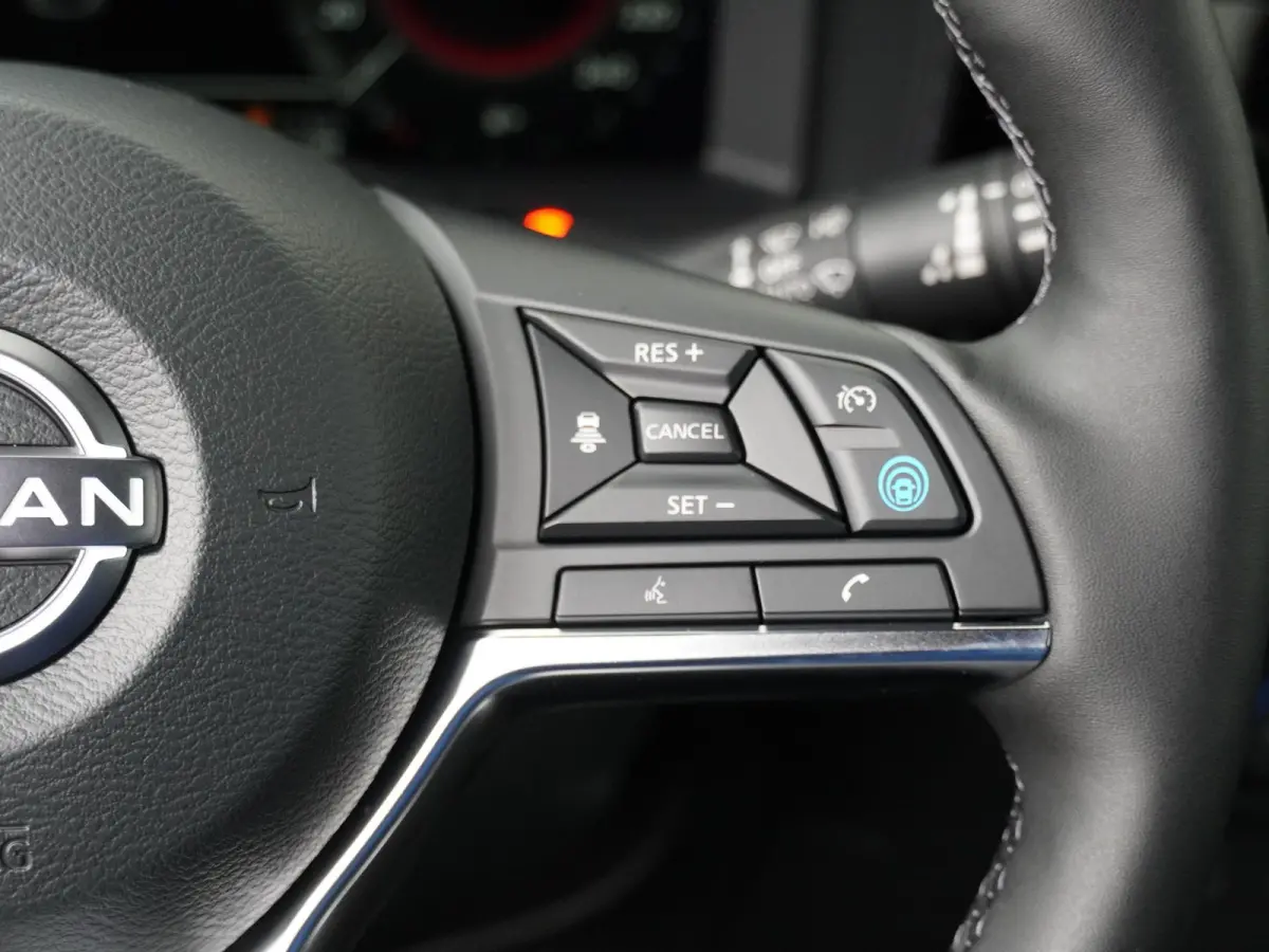 1.6 Hybrid Tekna | €6.000 Voorraadkorting | Lederen Bekl. | BOSE Audio | Stoel-, Stuur- & Voorruitverw. |