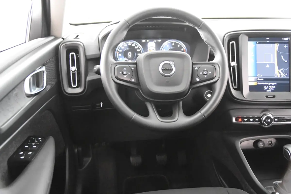 1.5 T2 Momentum *1ste Eigenaar*Navigatie*Parkassist*Trekhaak*