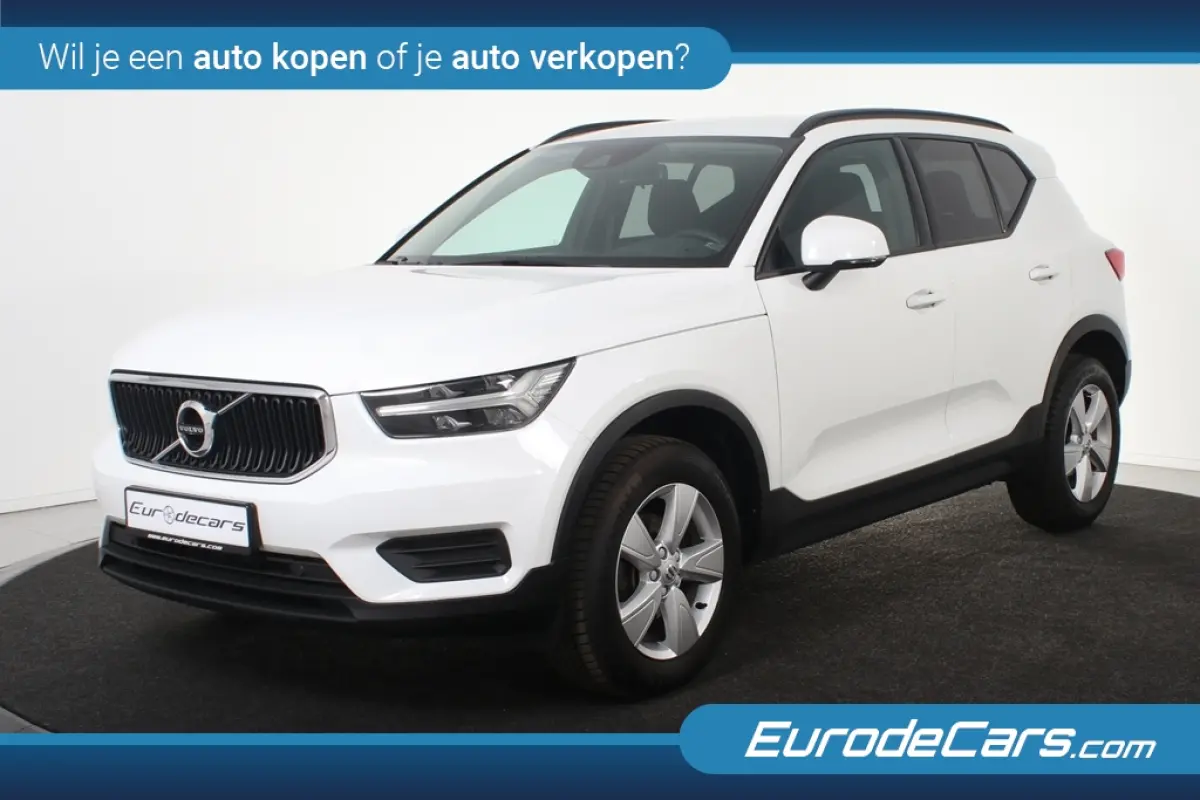 Volvo XC40 2022 Benzine Handgeschakeld leasen