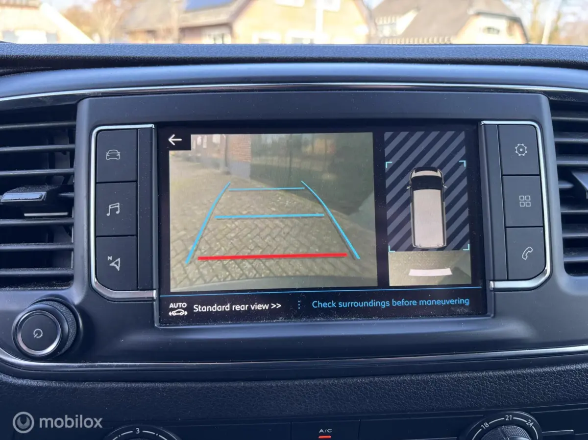 Bestel 226C 1.6 BlueHDI 95 Premium AUTOMAAT