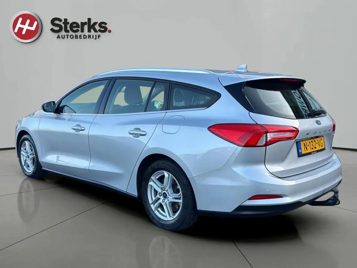 1.0 EcoBoost Hybrid 125 PK Trend Edition Business TREKHAAK CARPLAY/ANDROID AUTO PARKEERSENSOREN