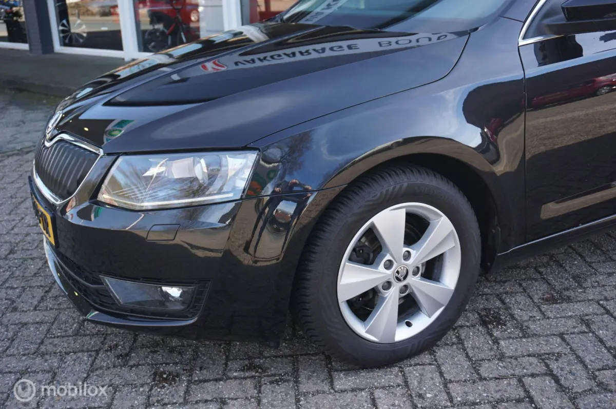 1.0 TSI 115pk DSG Ambition Business