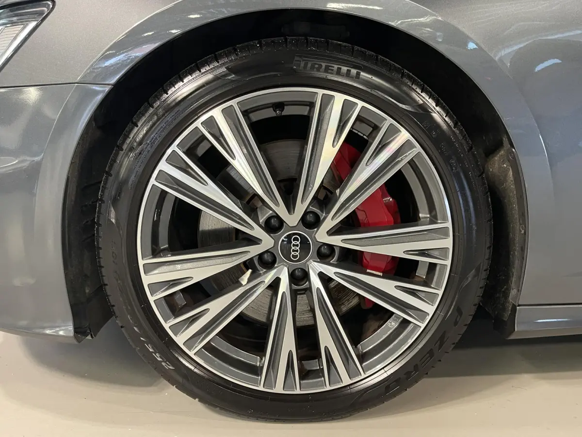 55 TFSI e quattro Pro Line S Competition 20"/RS stoelen leder + memory/Panoramadak/Trekhaak/B&O audio/Stoel + stuurverwarming/Adaptieve cruise/Keyless/Camera/Matrix LED