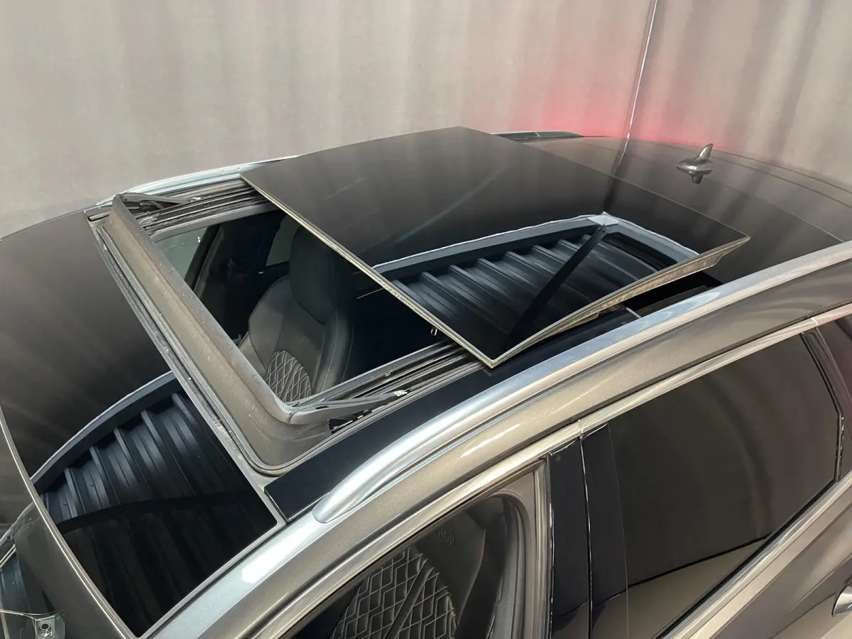 55 TFSI e quattro Pro Line S Competition 20"/RS stoelen leder + memory/Panoramadak/Trekhaak/B&O audio/Stoel + stuurverwarming/Adaptieve cruise/Keyless/Camera/Matrix LED