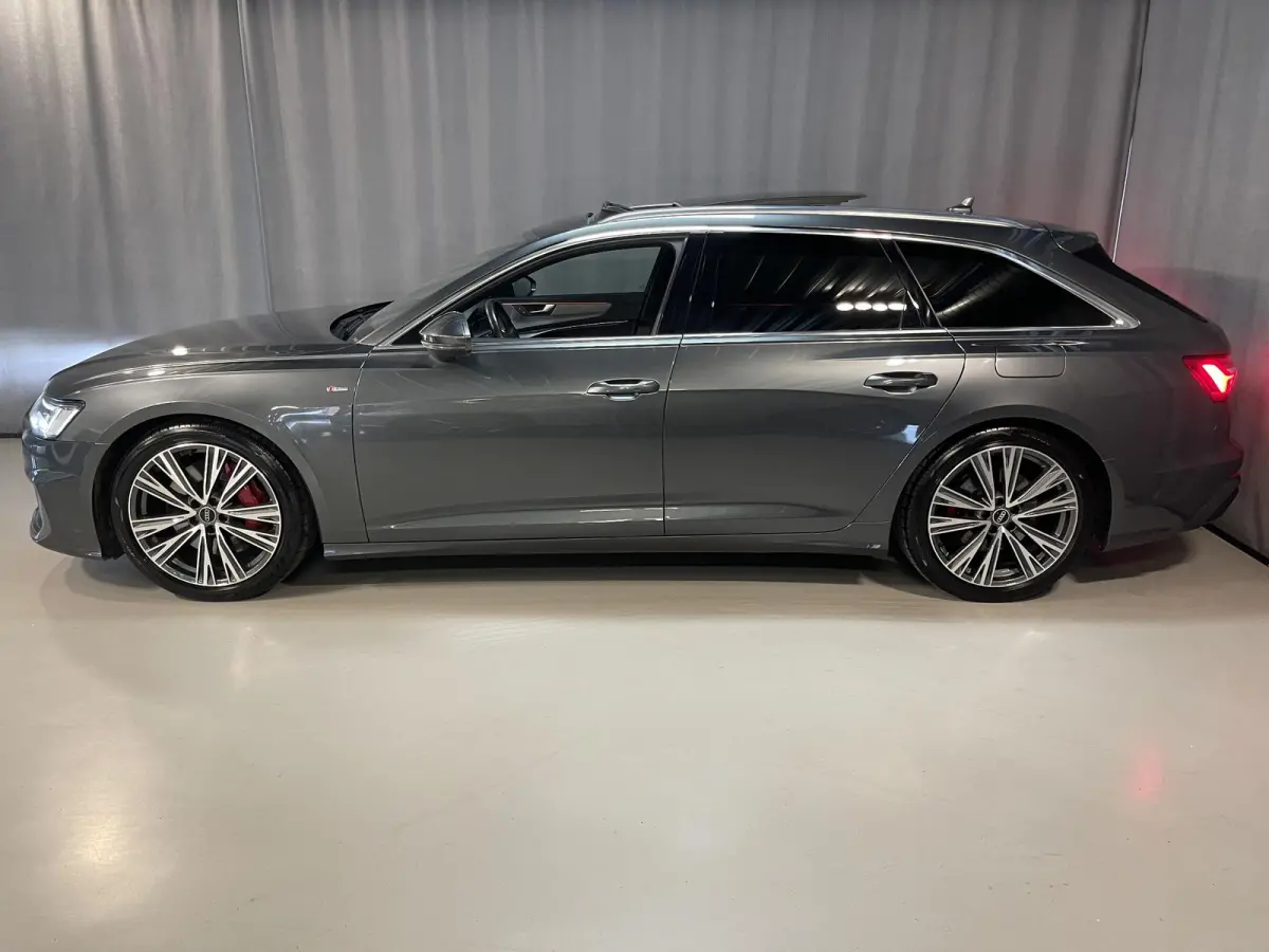 55 TFSI e quattro Pro Line S Competition 20"/RS stoelen leder + memory/Panoramadak/Trekhaak/B&O audio/Stoel + stuurverwarming/Adaptieve cruise/Keyless/Camera/Matrix LED