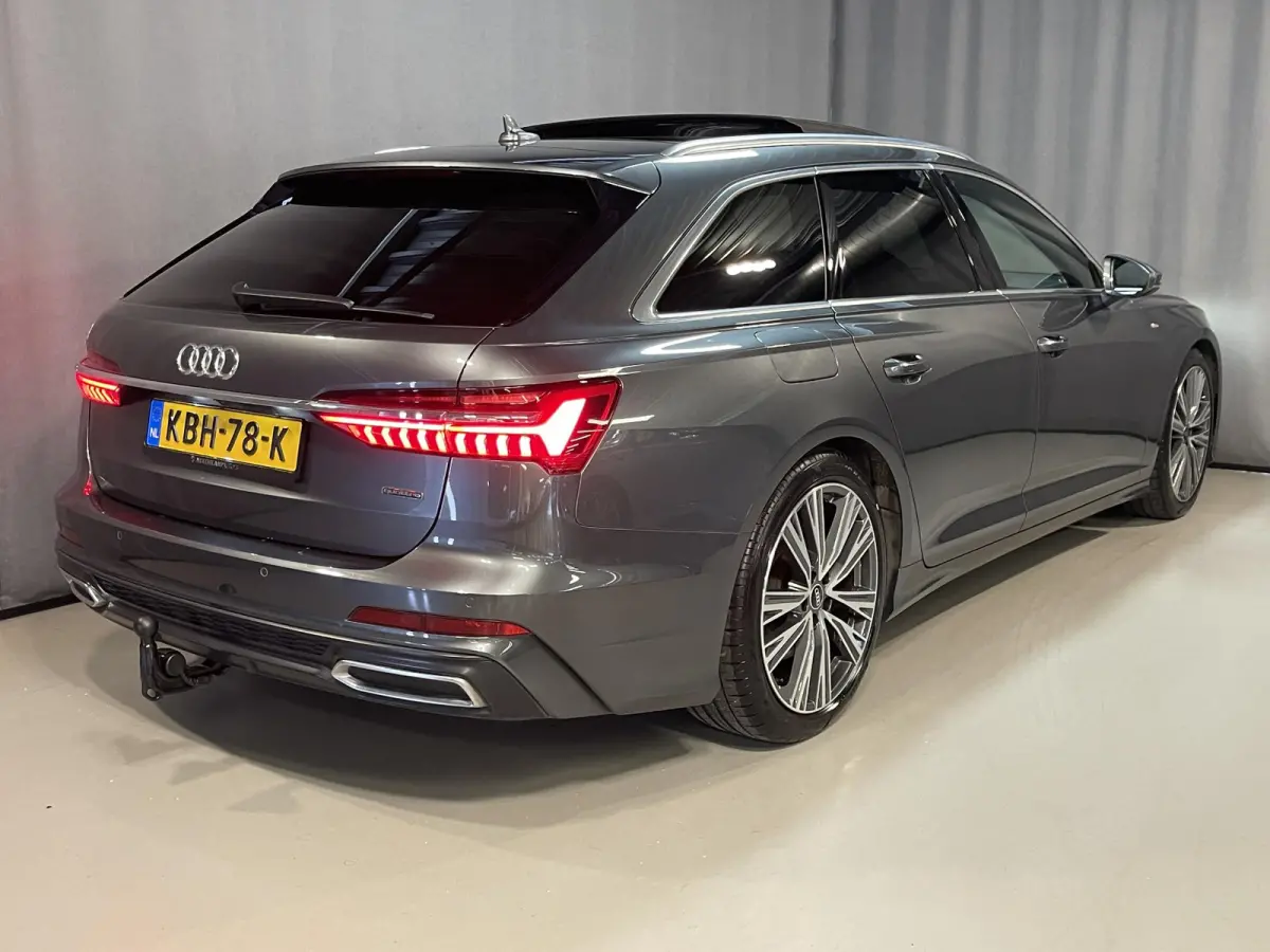 55 TFSI e quattro Pro Line S Competition 20"/RS stoelen leder + memory/Panoramadak/Trekhaak/B&O audio/Stoel + stuurverwarming/Adaptieve cruise/Keyless/Camera/Matrix LED