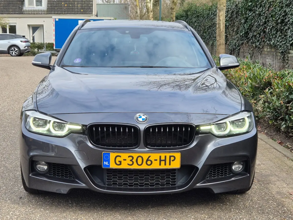 M Sport virtual Dash Nbt EVO Id6 Navi Apple CarPlay Corporate Lease