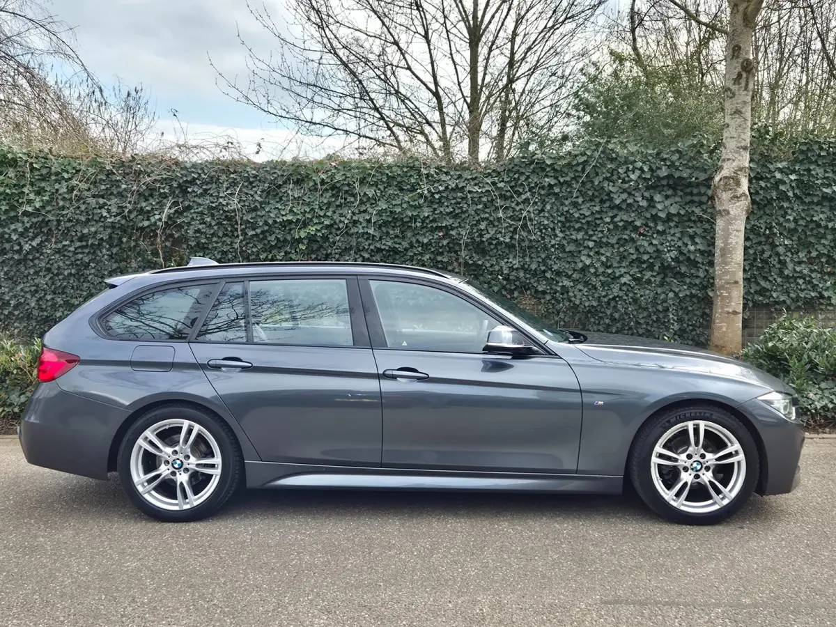 M Sport virtual Dash Nbt EVO Id6 Navi Apple CarPlay Corporate Lease